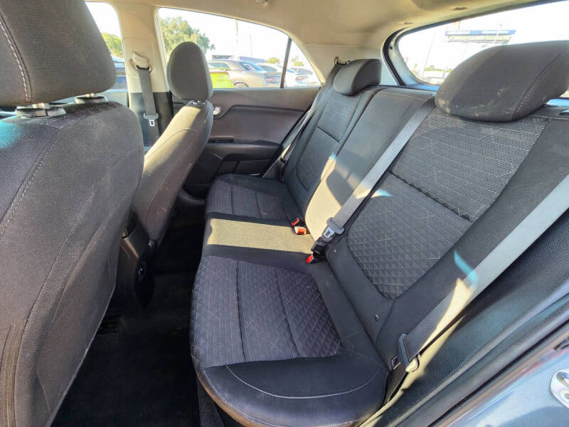 2020 Kia Rio 5-Door S