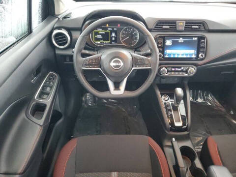 2023 Nissan Versa SR