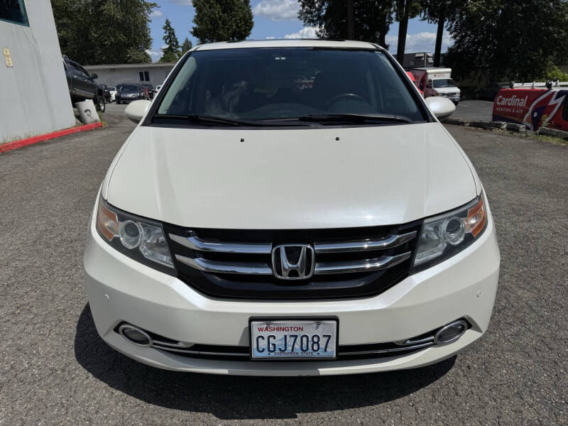 Used 2016 Honda Odyssey Touring with VIN 5FNRL5H91GB036449 for sale in Kirkland, WA