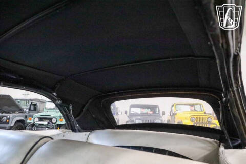 1953 Ford Crestline