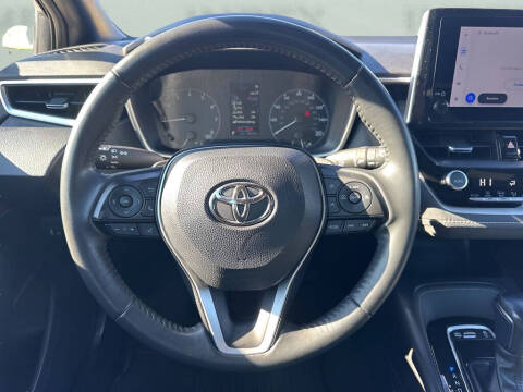 2025 Toyota Corolla Hatchback SE