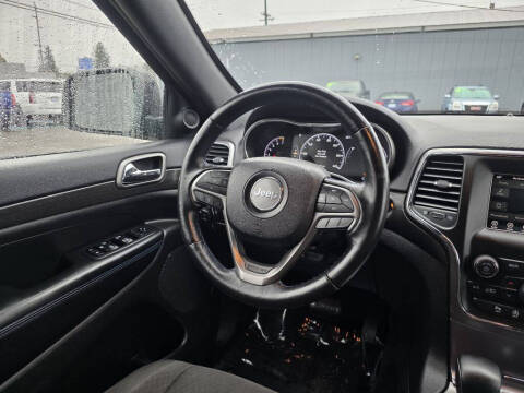 2018 Jeep Grand Cherokee Laredo