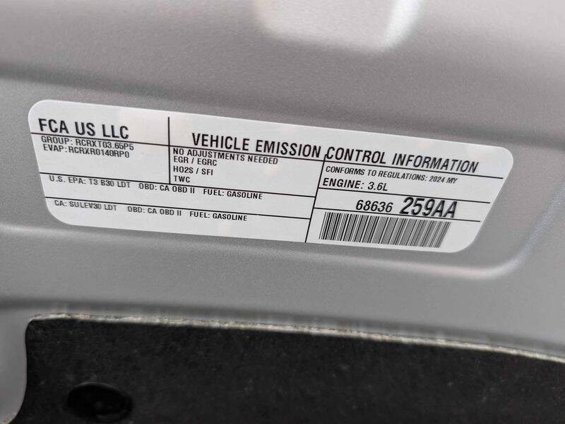 2024 Chrysler Pacifica Touring