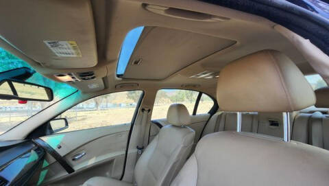 2004 BMW 5 Series 525i