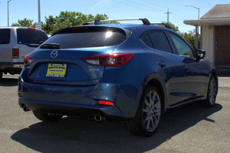 2018 Mazda MAZDA3 Grand Touring