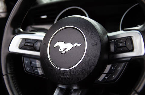 2020 Ford Mustang EcoBoost