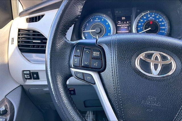 2017 Toyota Sienna
