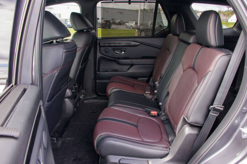 2025 Honda Pilot Black Edition