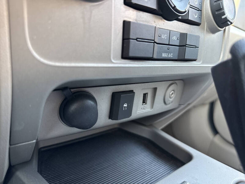 2010 Ford Escape XLT