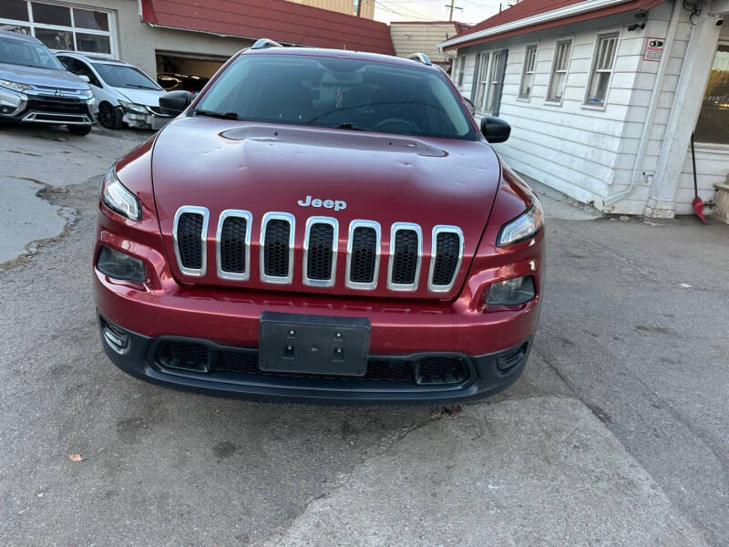 2015 Jeep Cherokee Sport