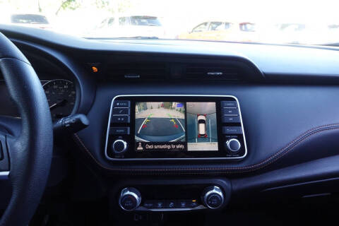2019 Nissan Kicks SR