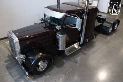 1965 Petebilt Mini Big-Rig