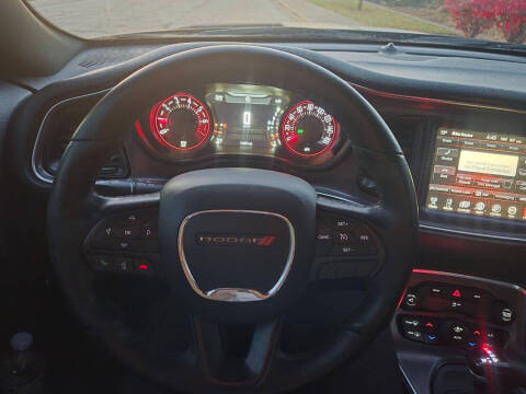 2016 Dodge Challenger SXT Plus