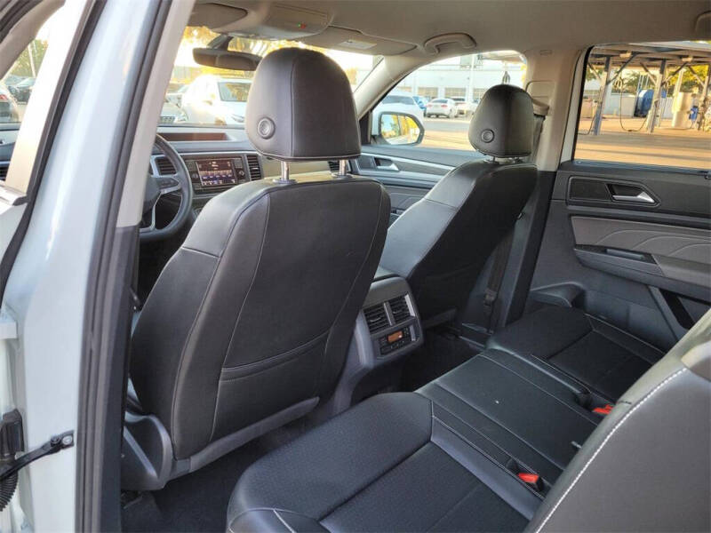 2022 Volkswagen Atlas SE