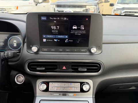 2023 Hyundai Kona Electric SE