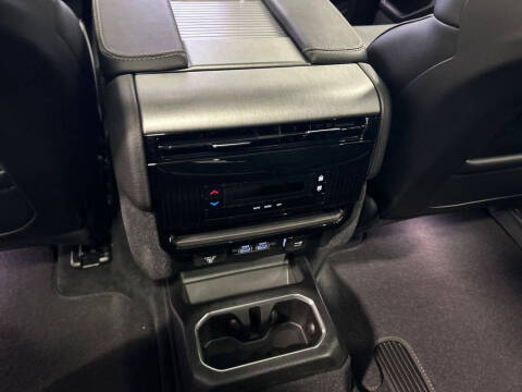 2026 Jeep Grand Wagoneer