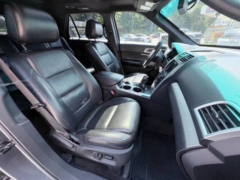 2012 Ford Explorer XLT