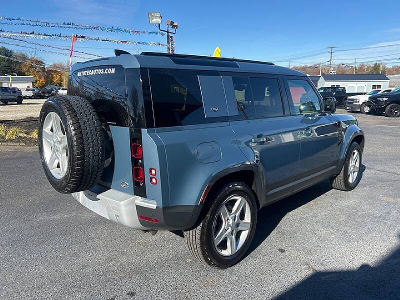 2020 Land Rover Defender 110 SE