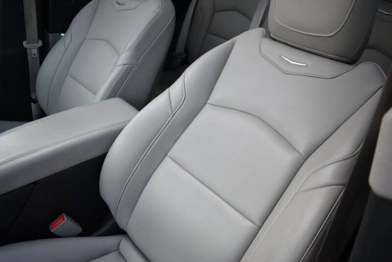 2019 Cadillac XT4 Luxury