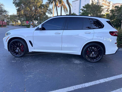 2022 BMW X5 M50i