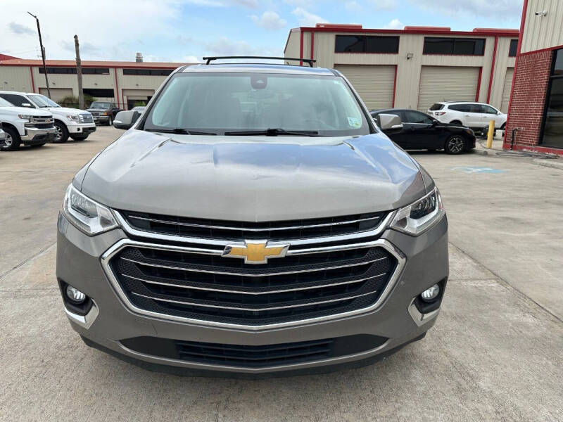 Used 2018 Chevrolet Traverse Premier with VIN 1GNERKKW9JJ165556 for sale in Houston, TX