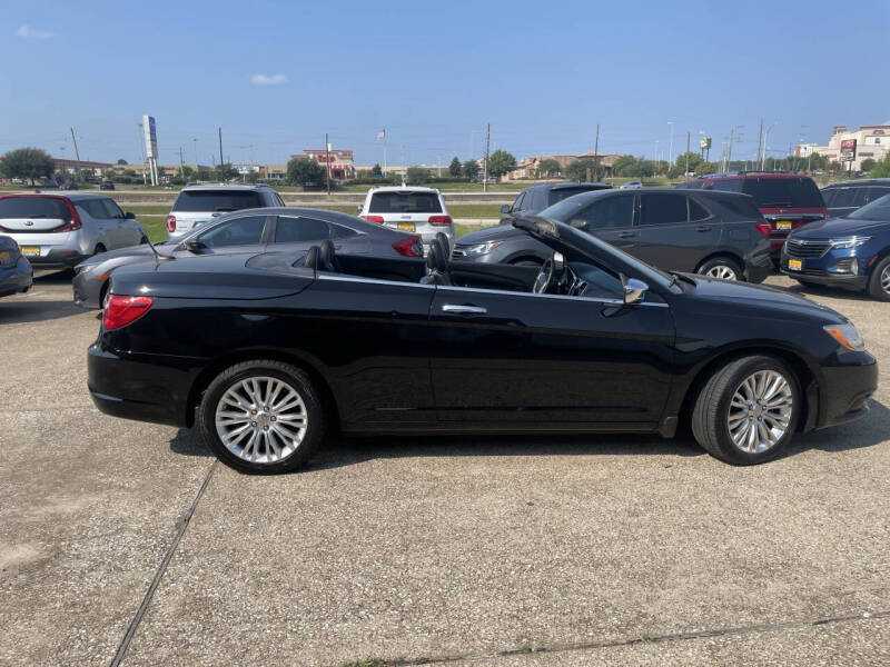 2014 Chrysler 200 Limited