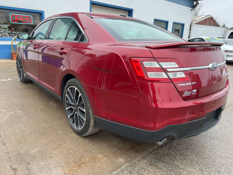 2019 Ford Taurus Limited
