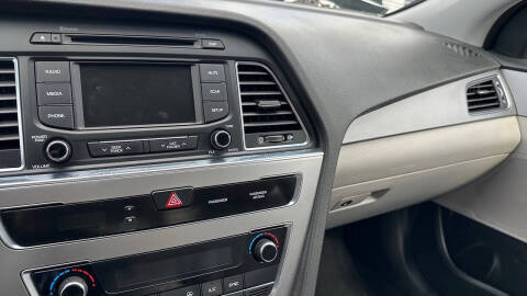 2016 Hyundai Sonata Hybrid SE