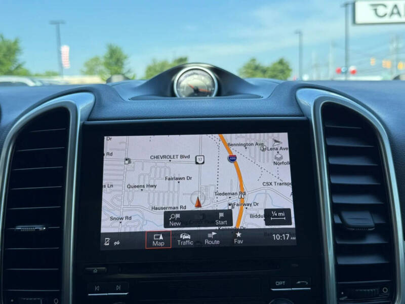 2018 Porsche Cayenne Platinum Edition