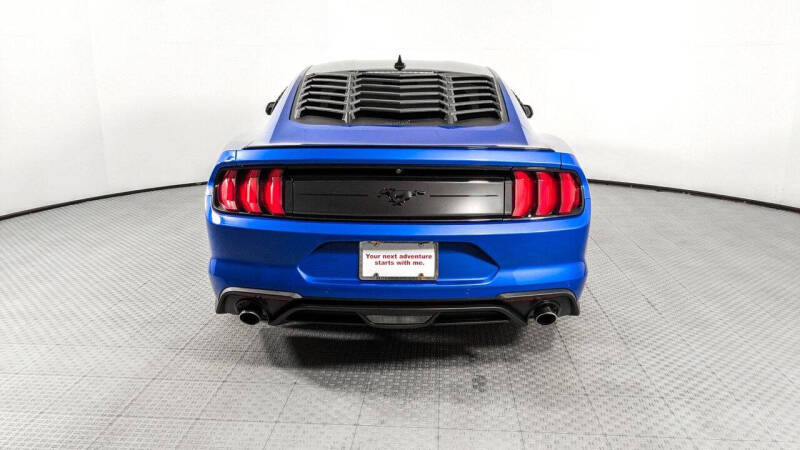 2021 Ford Mustang EcoBoost