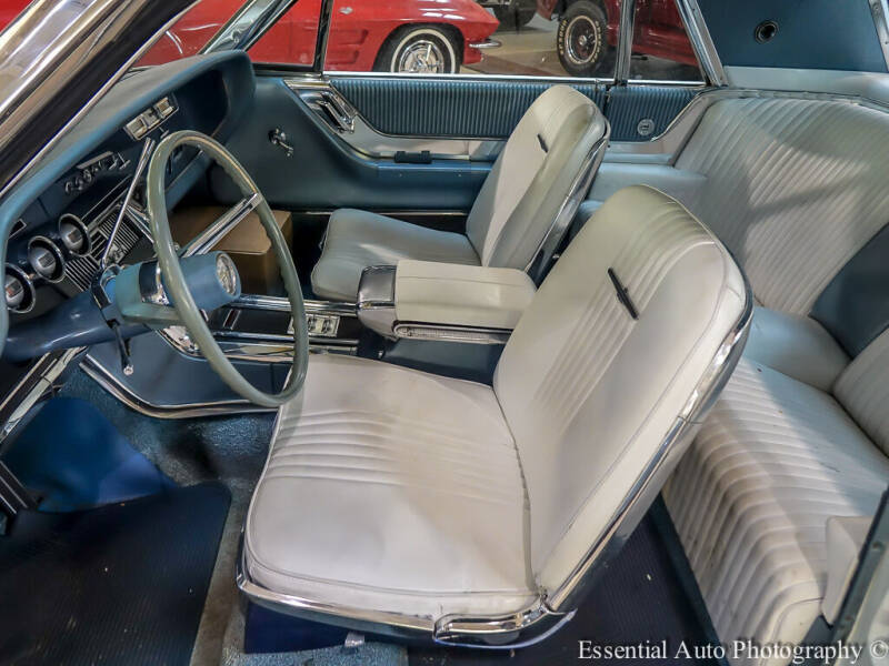 1965 Ford Thunderbird