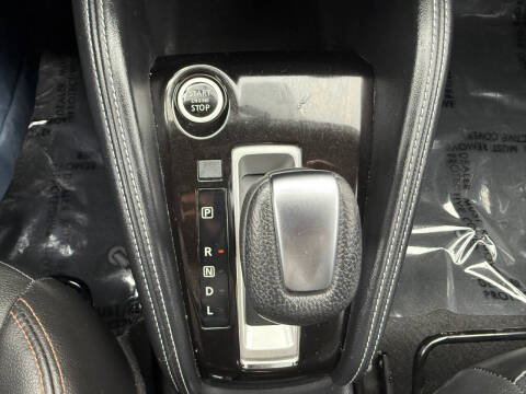 2019 Nissan Kicks SR