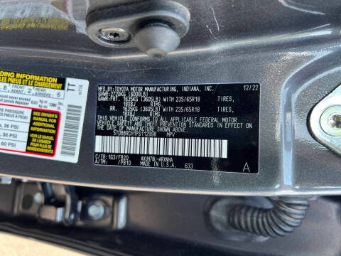 2023 Toyota Highlander Hybrid LE