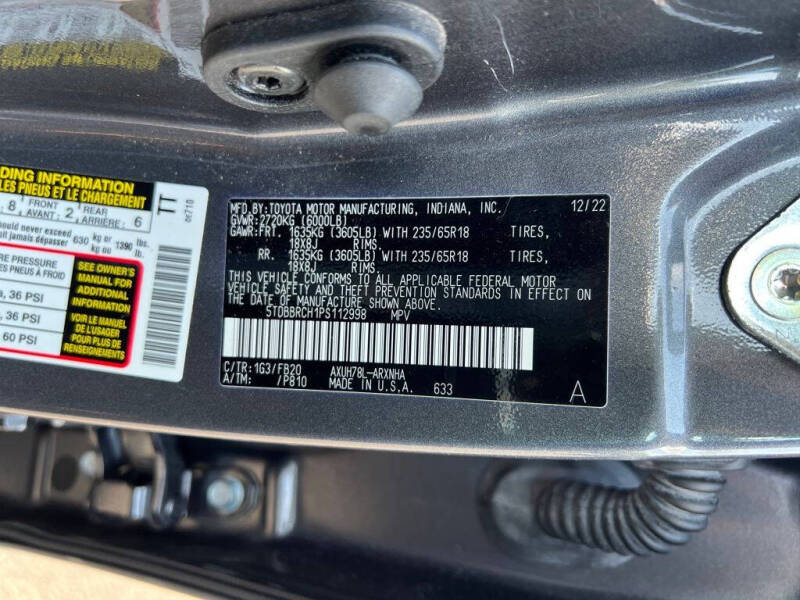 2023 Toyota Highlander Hybrid LE