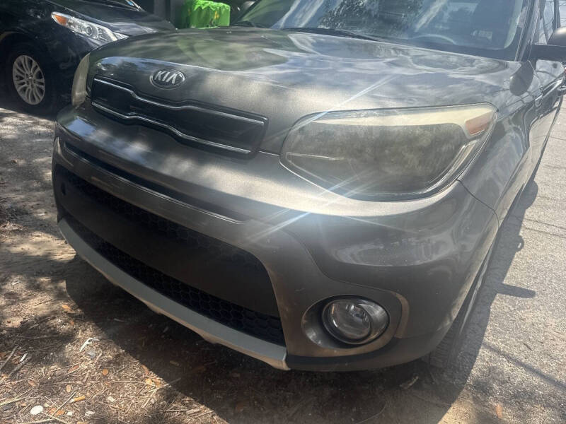 2018 Kia Soul +