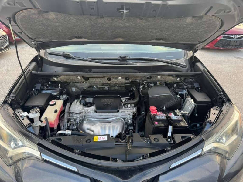 2017 Toyota RAV4 LE