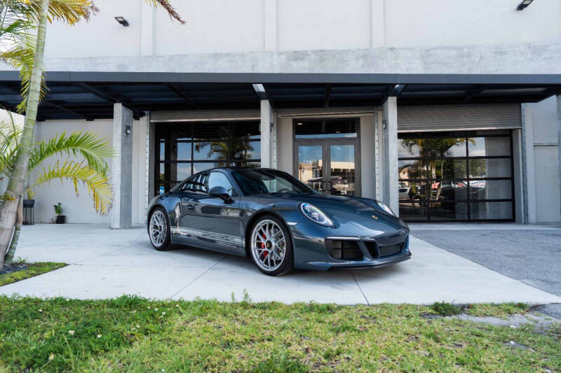 2017 Porsche 911 Carrera GTS