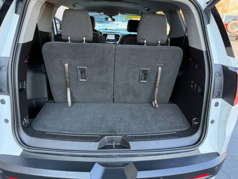 2019 GMC Acadia SLE-2