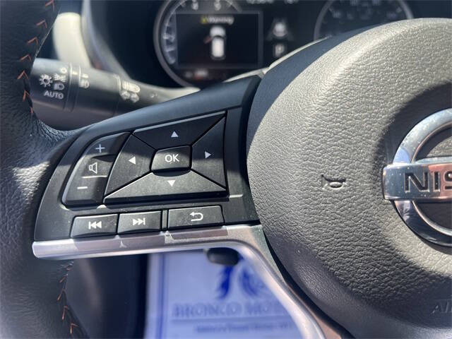 2020 Nissan Kicks SR