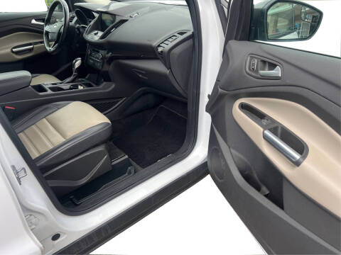 2019 Ford Escape SEL