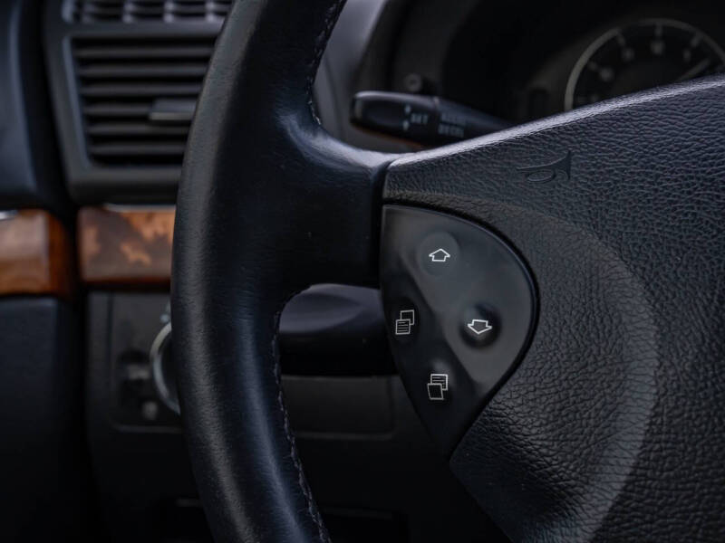 2004 Mercedes-Benz E-Class E 320