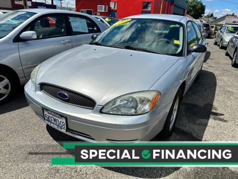 2005 Ford Taurus for sale at Freeway Motors Used Cars in Modesto CA