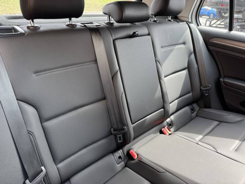 2019 Volkswagen e-Golf SEL Premium