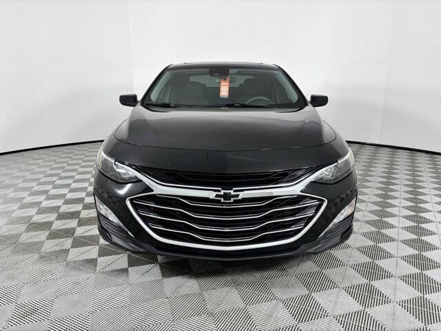 Used 2024 Chevrolet Malibu 1LT with VIN 1G1ZD5ST8RF163028 for sale in Peoria, AZ