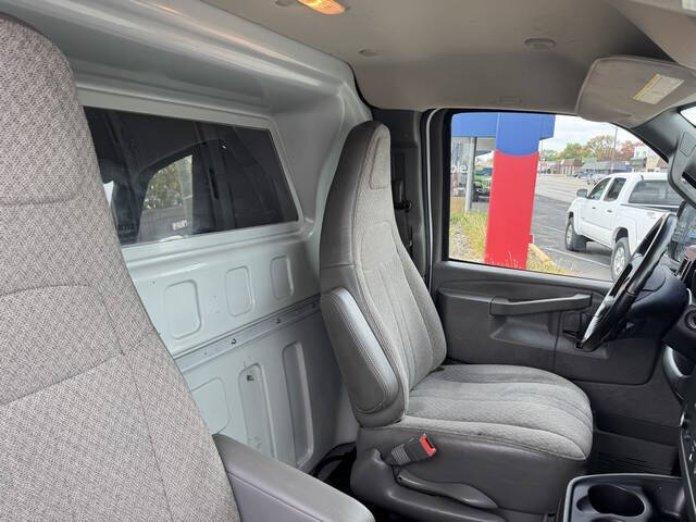 2021 Chevrolet Express 2500