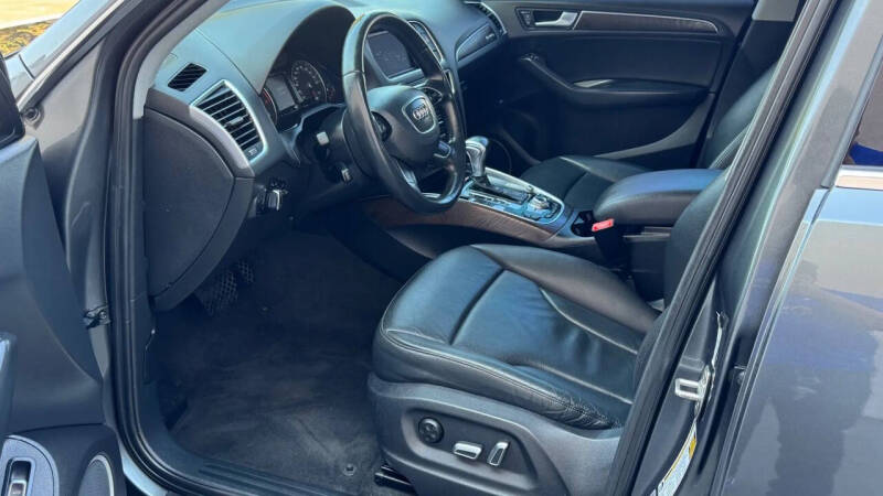 2016 Audi Q5 2.0T quattro Premium Plus