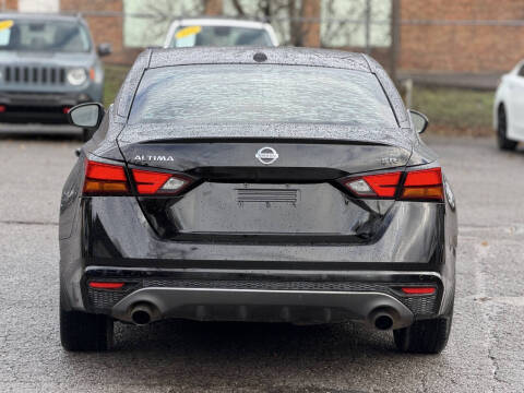 2020 Nissan Altima 2.5 SR