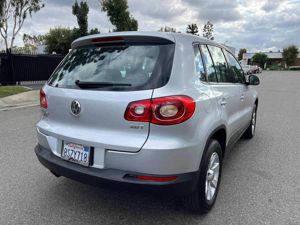 2010 Volkswagen Tiguan for sale at ZRV AUTO INC in Brea, CA