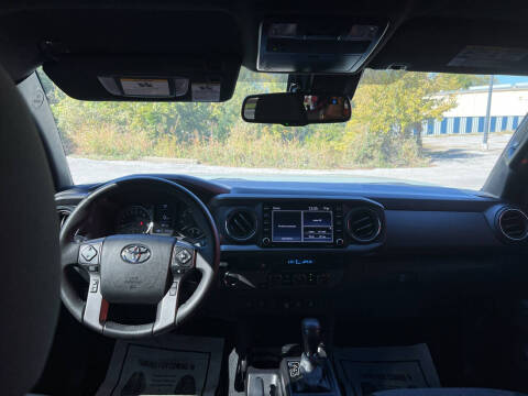 2022 Toyota Tacoma TRD Off-Road