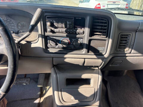 2000 Chevrolet Silverado 1500 LS